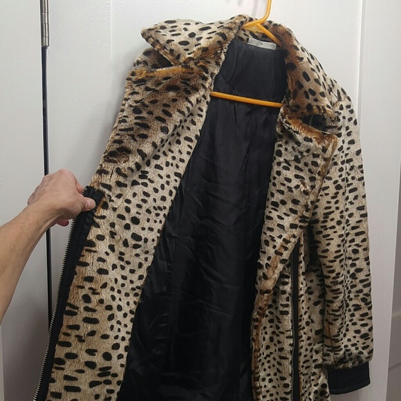 🐆 NWOT Faux Fur Leopard Cheetah Animal Print Long Coat Big Collar Sm Med - Picture 5 of 8